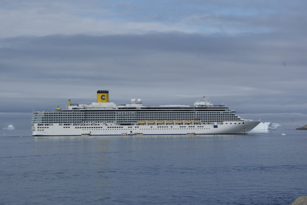 Costa Luminosa